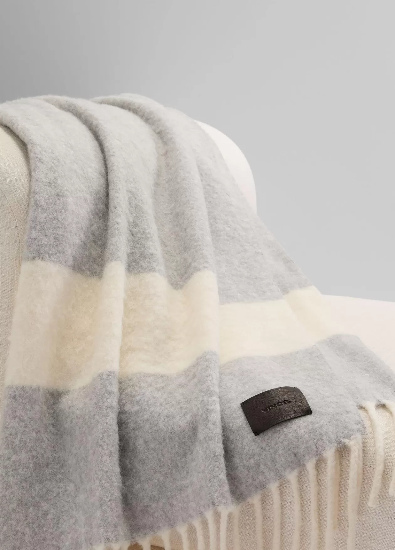 Fashion Vince Brushed Alpaca-Blend Throw medium heather grey