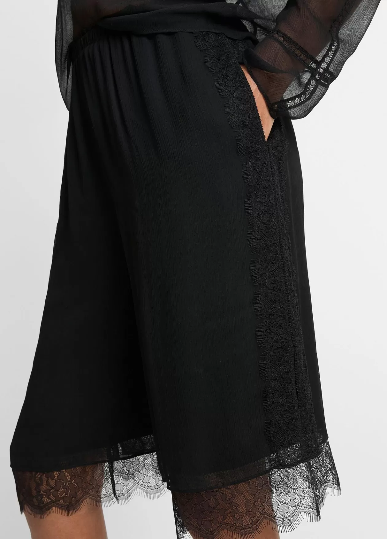 Shop Vince Lace-Trim Chiffon Short black