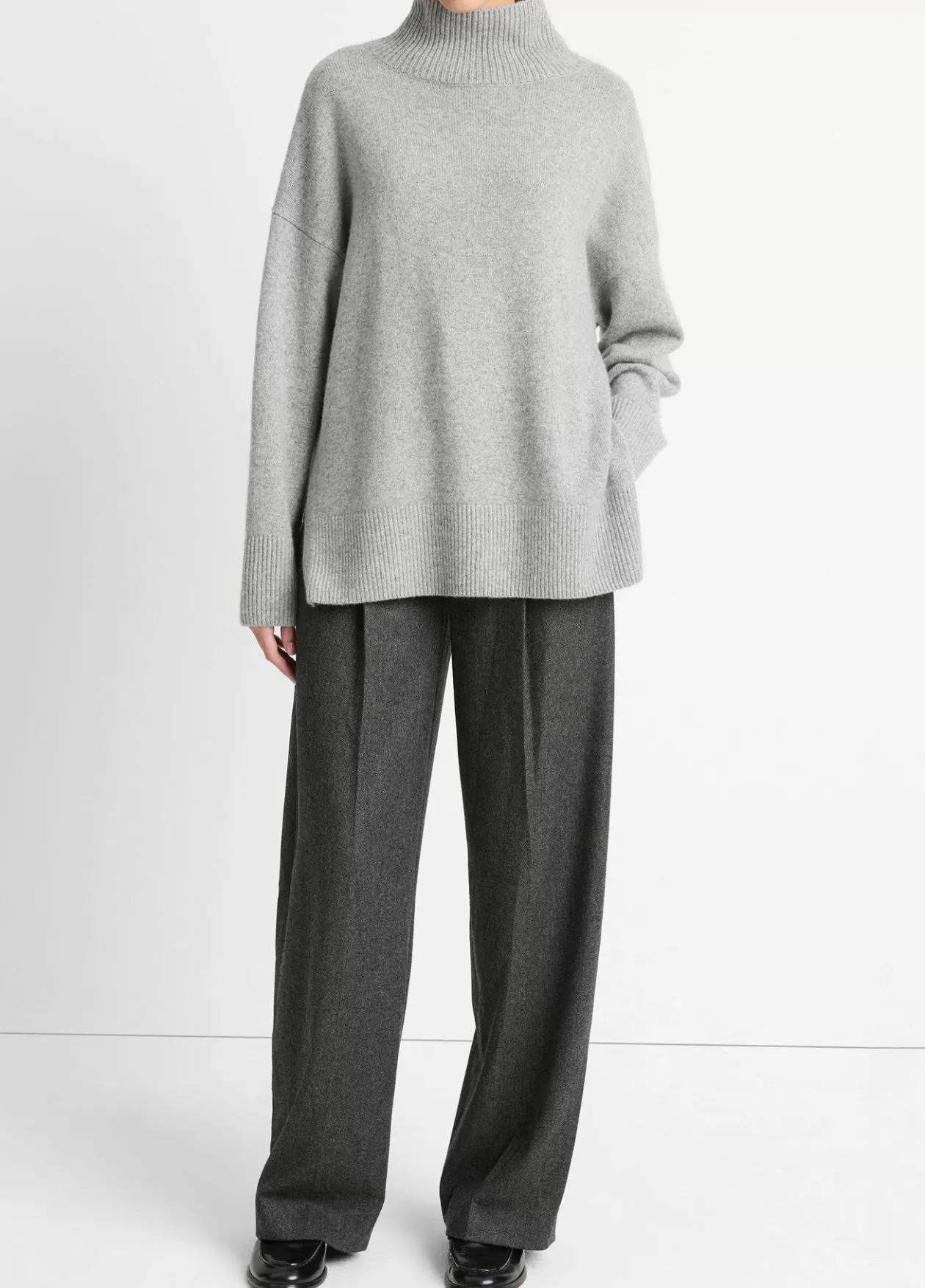 Sale Vince Wool-Cashmere Drop-Shoulder Turtleneck Sweater heather silver dust